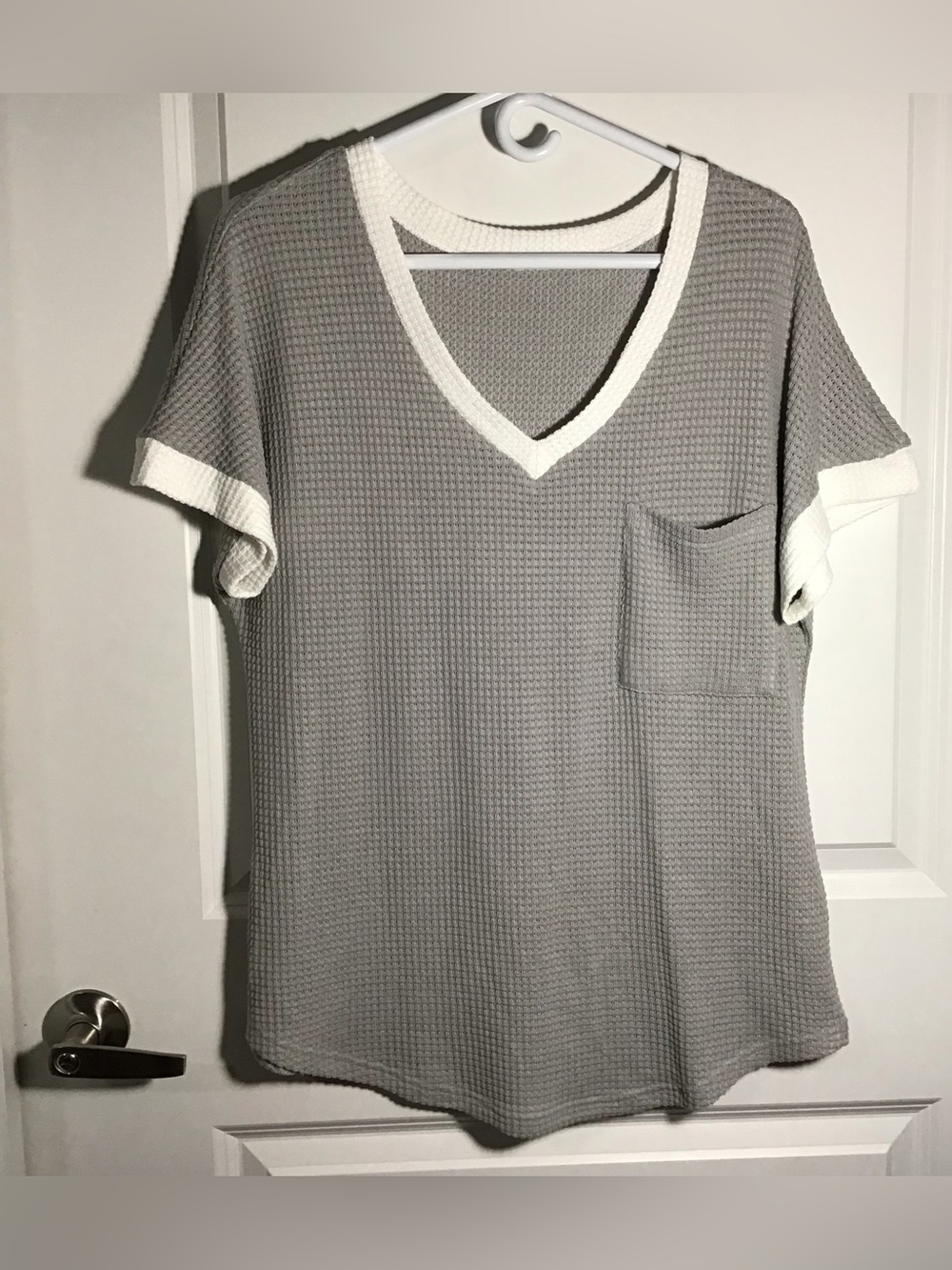Casual Gray V-Neck Waffle Knit Top with White Trim L